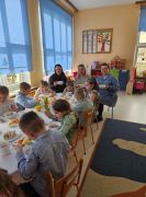 Śniadanie Wielkanocne w grupie Żabek