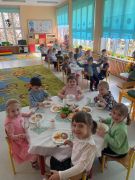 Śniadanie Wielkanocne w grupie Słoneczek